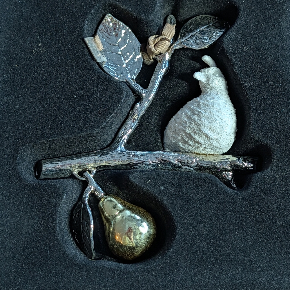 New in Box Michael Aram Partridge in a Pear Tree ornament